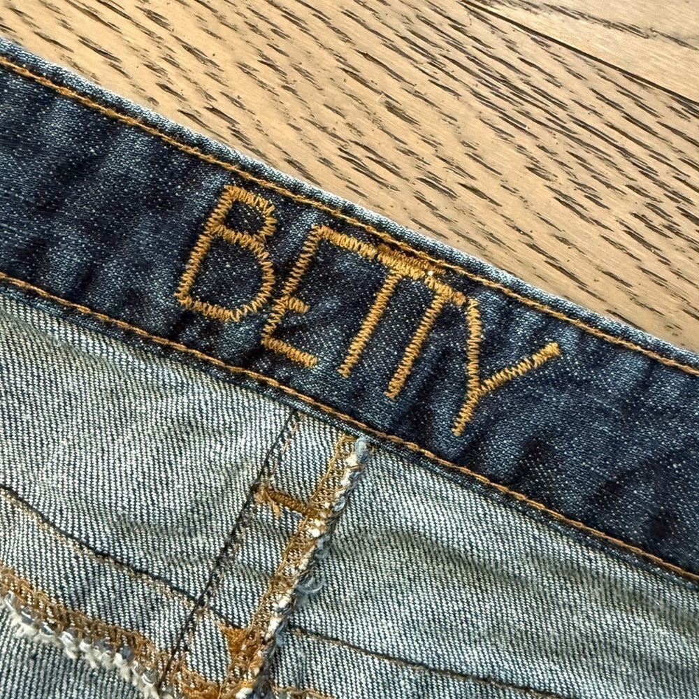 Kimes Ranch Betty Straight Leg Jeans - Picture 9 of 10